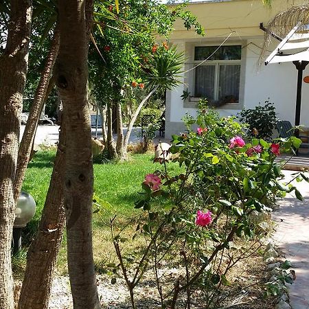 B&B La Gazza Ladra Carmiano  外观 照片