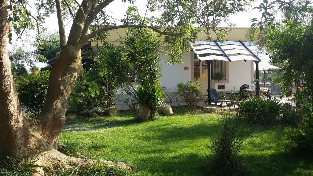 B&B La Gazza Ladra Carmiano  外观 照片