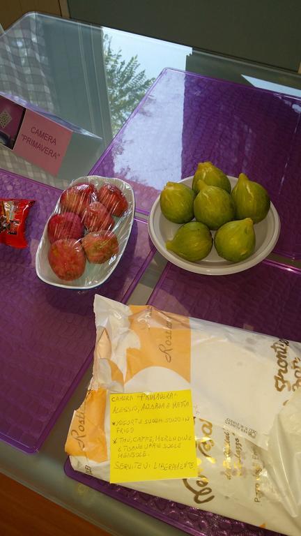 B&B La Gazza Ladra Carmiano  外观 照片